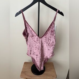 Mauve Rose Velvet Low-Cut Bodysuit – Soft Stretch Fit